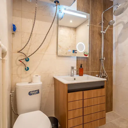 Daire 3 Bedroom South Park With Free Parking *