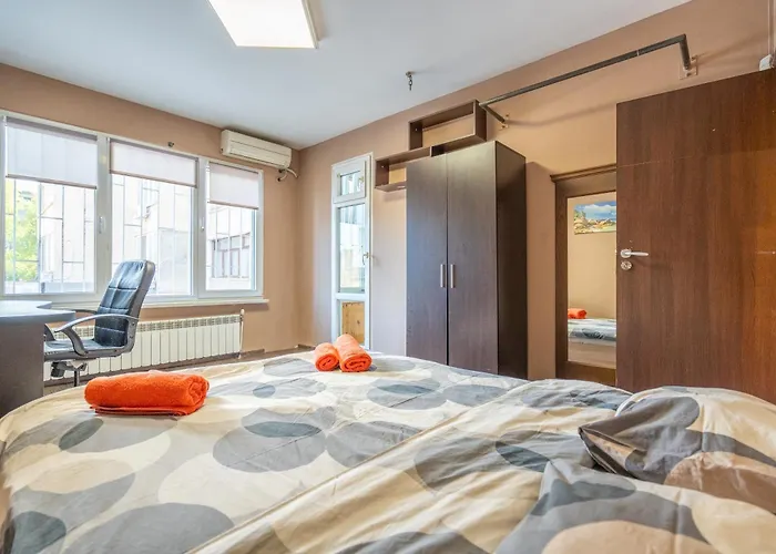 3 Bedroom South Park With Free Parking アパート