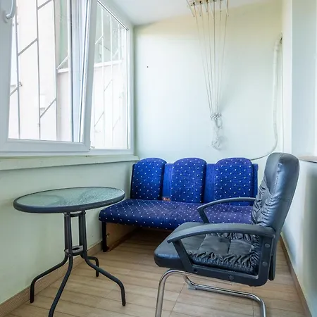 3 Bedroom South Park With Free Parking Apartment