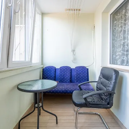 3 Bedroom South Park With Free Parking شقة *