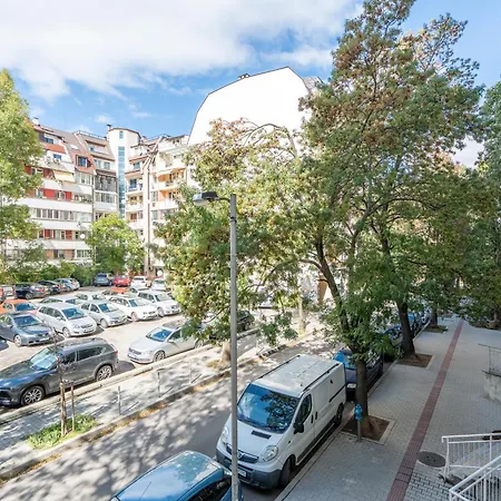 3 Bedroom South Park With Free Parking