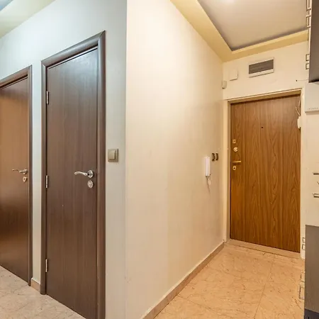 3 Bedroom South Park With Free Parking صوفيا