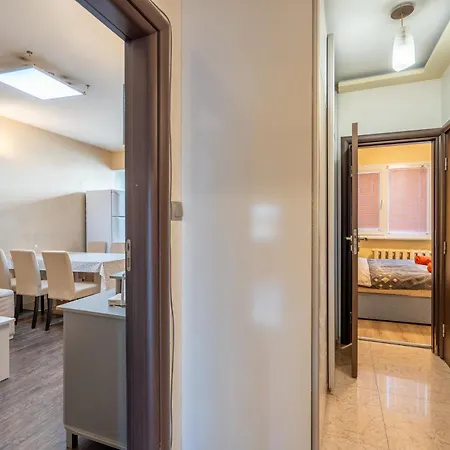 3 Bedroom South Park With Free Parking