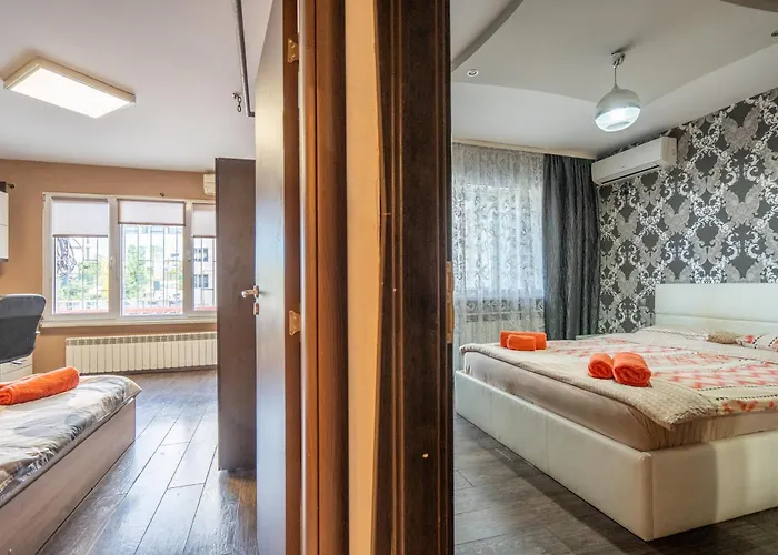 Apartamento 3 Bedroom South Park With Free Parking Sofía