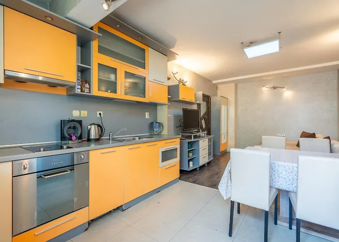 Apartamento 3 Bedroom South Park With Free Parking Sofía