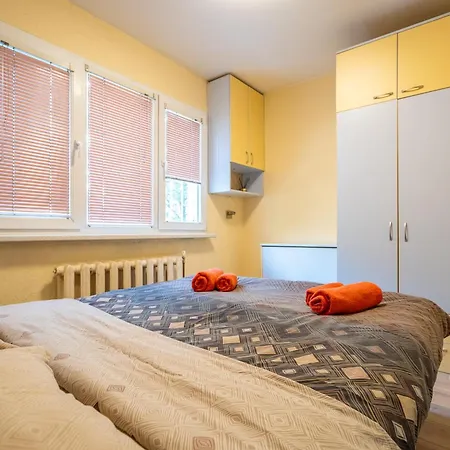 3 Bedroom South Park With Free Parking Appartement *