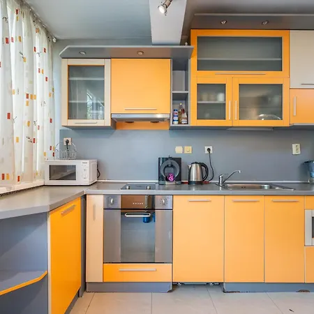 3 Bedroom South Park With Free Parking Appartement