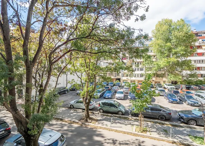 3 Bedroom South Park With Free Parking *